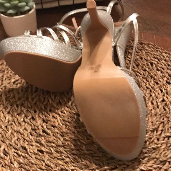 ‎Silver Strappy Platforms with Glitter Heels - Picture 3 of 7